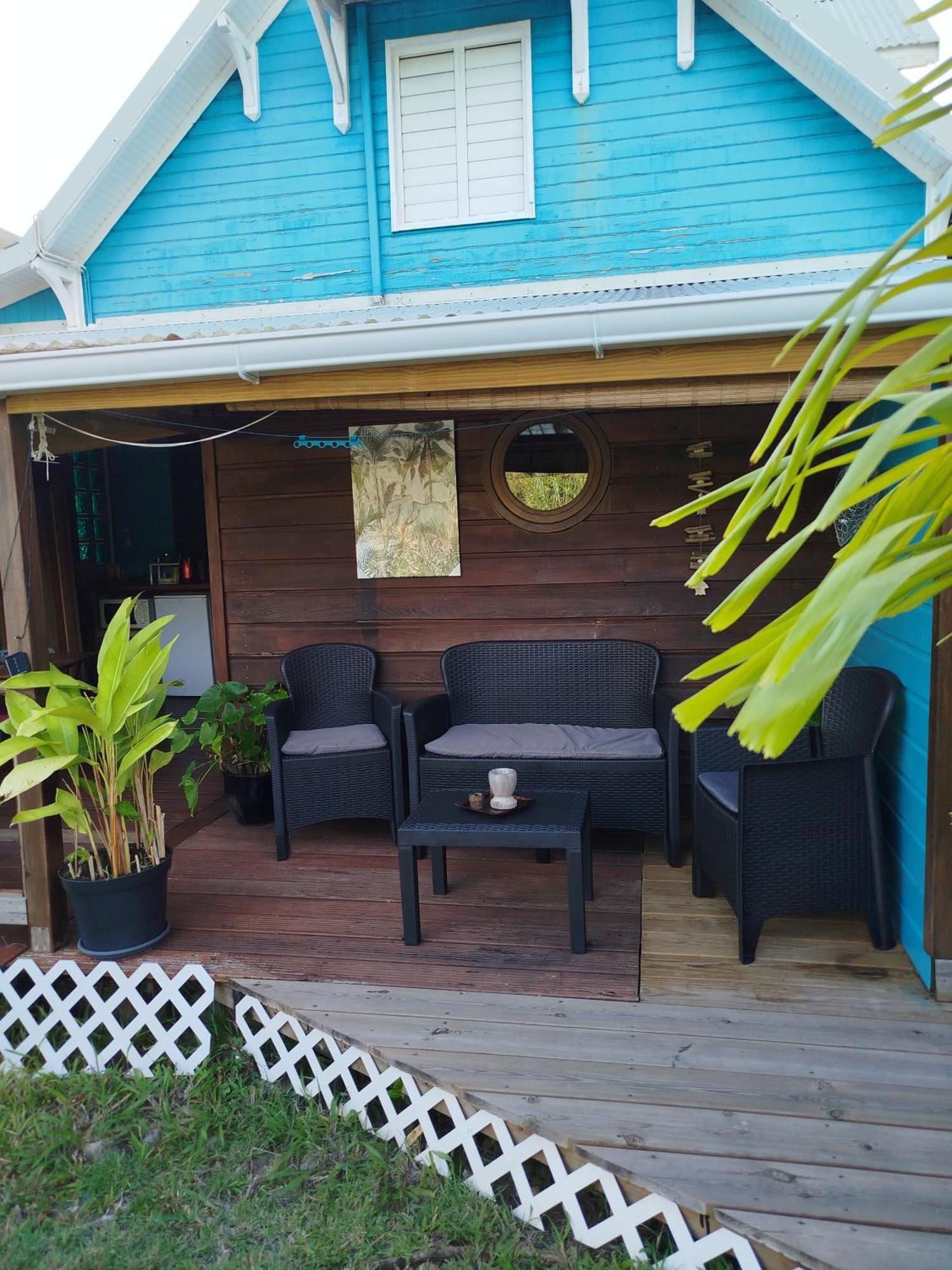 Ti-Case Appartement Jacuzzi A 100M De La Plage Sainte-Luce Bagian luar foto
